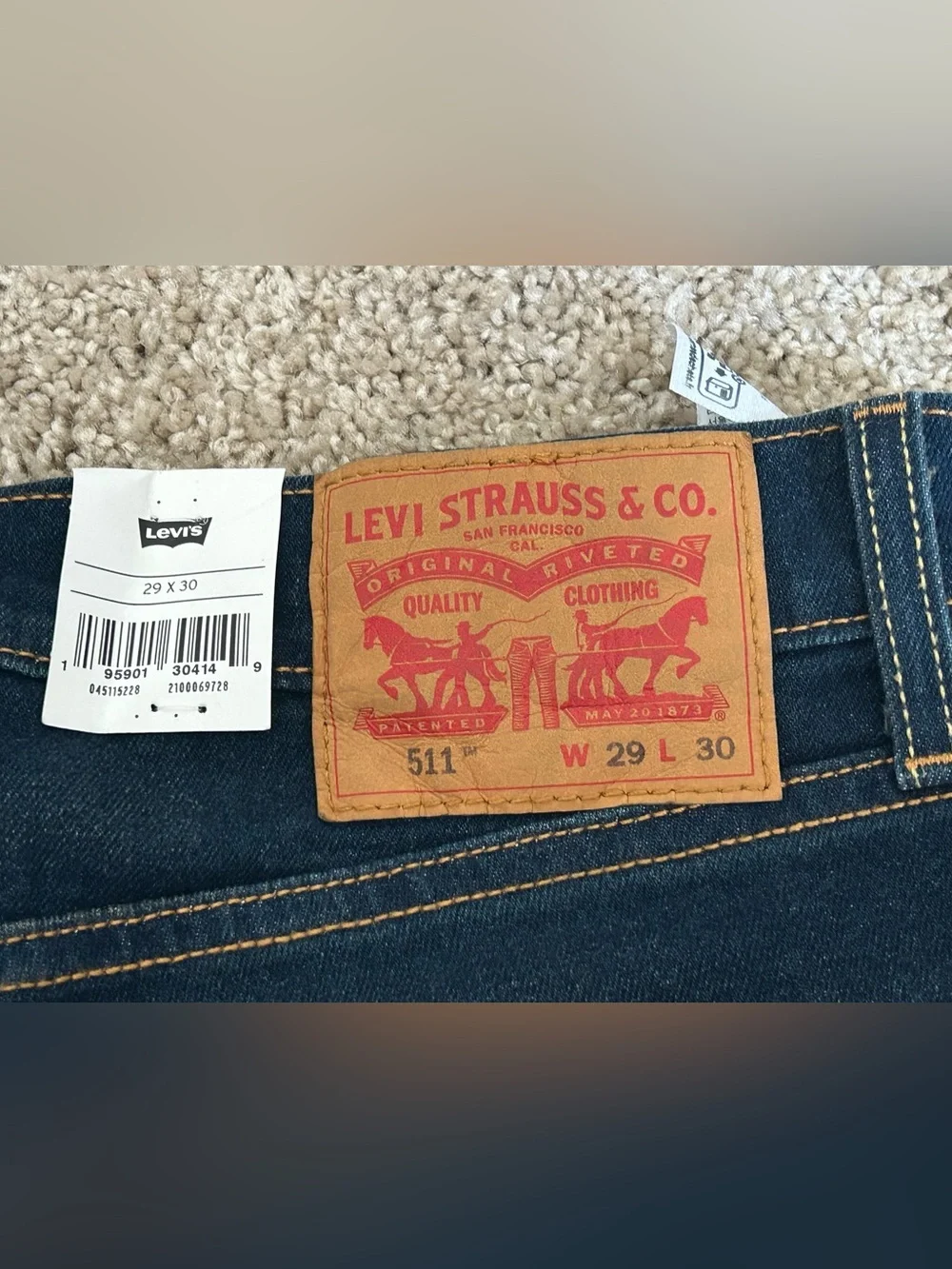 NWT - Men’s Levi's 511 Slim-fit Jeans (W29xL30)